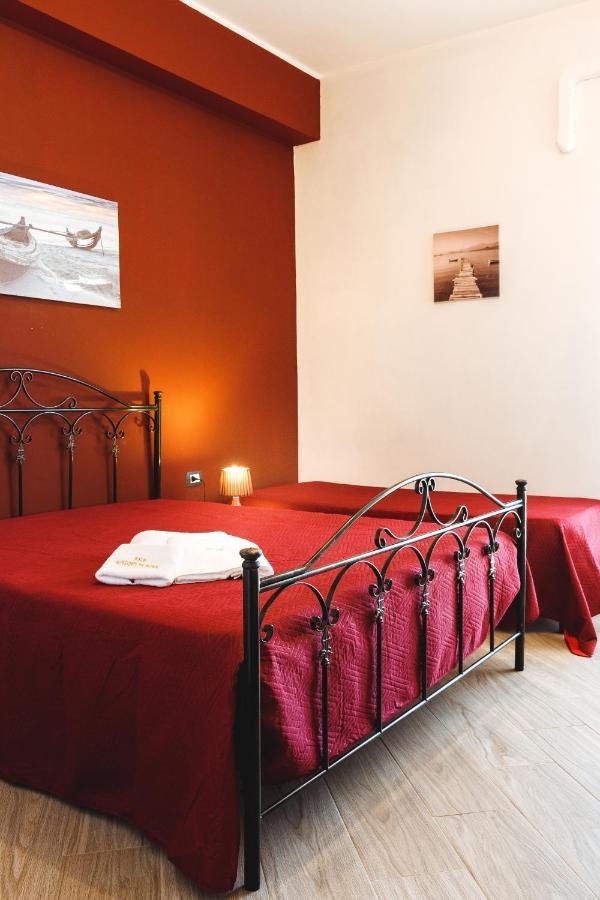 B&B Raggio Di Sole ปอร์โต เอมเปโดเกล ภายนอก รูปภาพ